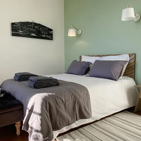 Le Phare Apartment *